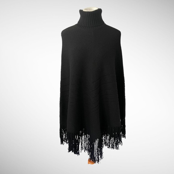 Banana Republic Black Turtleneck Poncho Sweater Fringe Merino Wool Size M/L - Picture 3 of 10